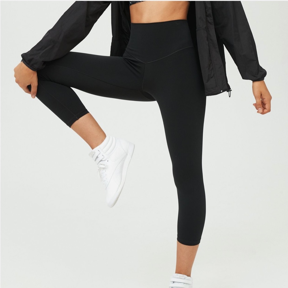 OFFLINE by Aerie Real Me High Waisted Cropped Leggings